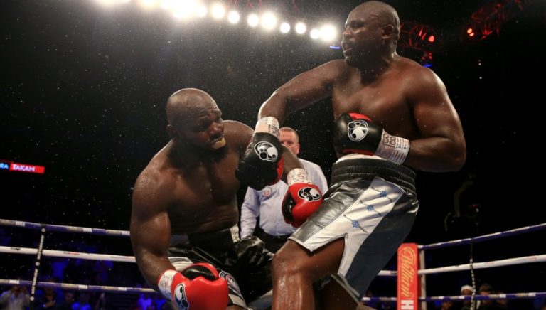Boxing: Dereck Chisora knocks out Carlos Takam unconscious, which even Anthony Joshua failed to do (VIDEO)