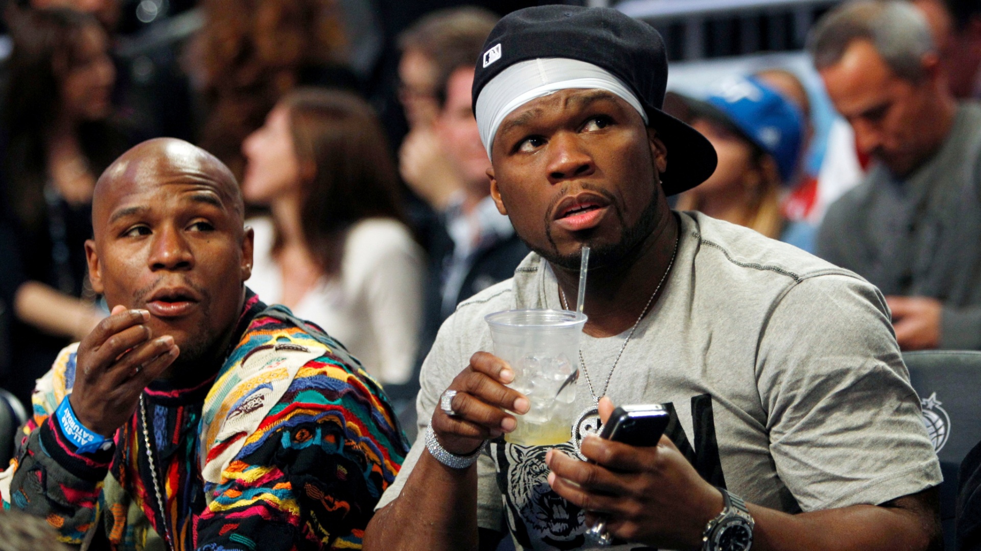 Boxing 50 Cent and Floyd Mayweather settle their recent BEEF Sports India Show