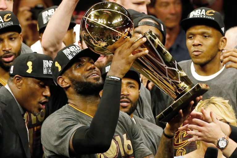NBA: LeBron James has agreed to join the Los Angeles Lakers in a four-year deal worth $154 Million