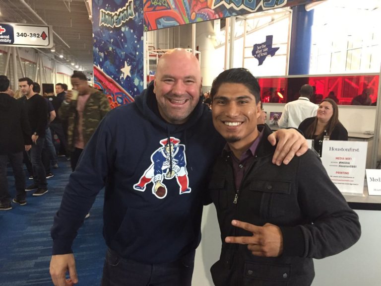 Boxing: Mikey Garcia throws down the gauntlet: ” I would knock out both Lomachenko and Pacquiao”