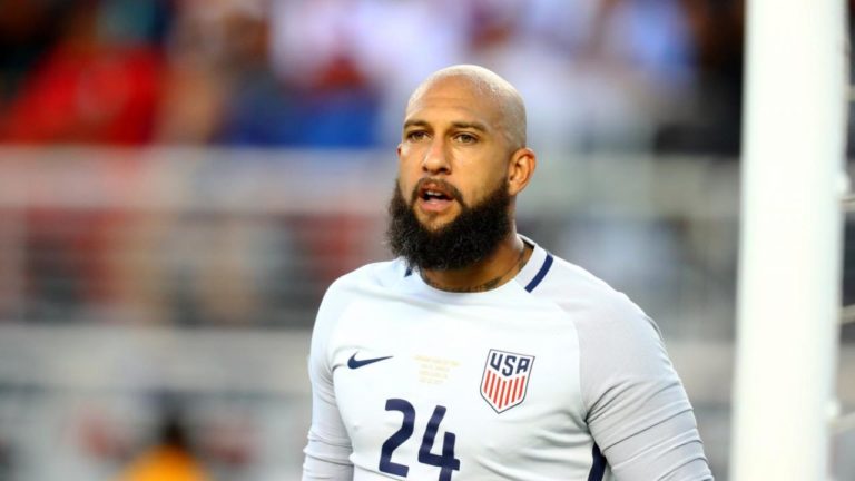 Former Man Utd ‘keeper Tim Howard calls it a day, will retire in October
