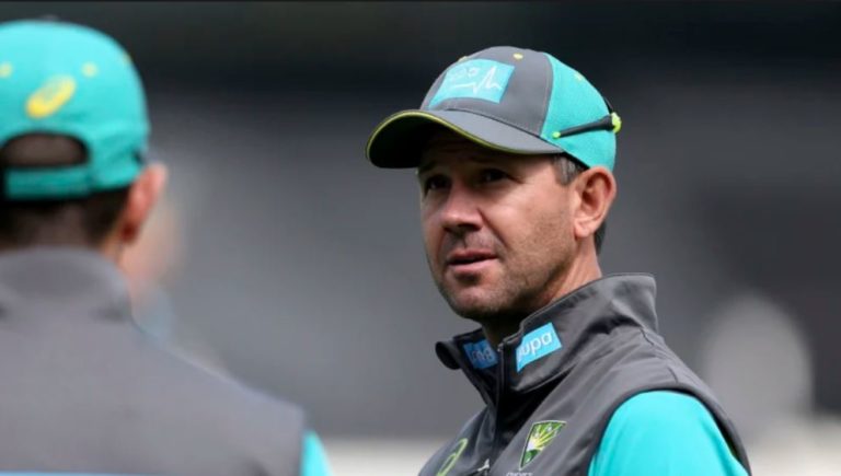 Ricky Ponting hails England as the favorites going into the World-Cup