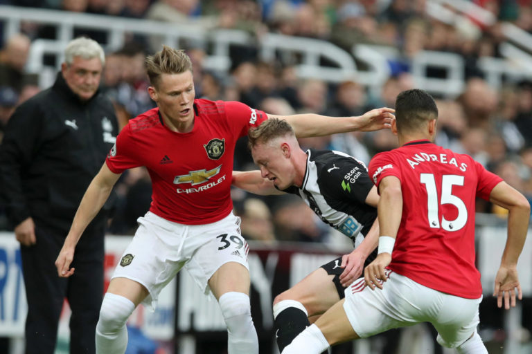 Watch: Scott McTominay caught enacting a ridiculous dive against Newcastle with absolutely no contact