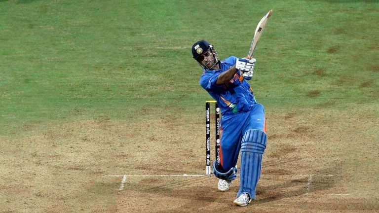 #DhoniRetires trends on Twitter but no announcement forthcoming from player