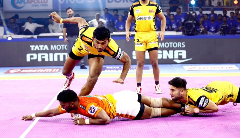 Puneri Paltans edge Telugu Titans in a high scoring thriller