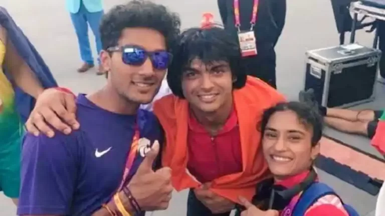 Tokyo Olympics Champion Neeraj Chopra lends his support to Vinesh Phogat