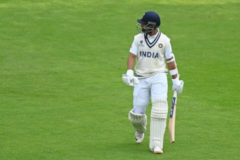 VVS Laxman backs Ajinkya Rahane to retain his place for the fourth Test