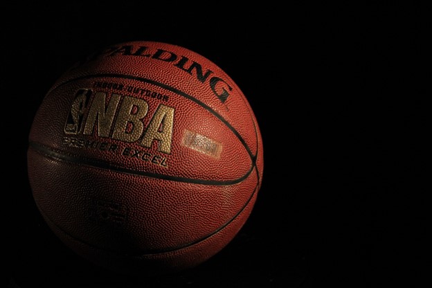 The Ultimate Guide to Betting on Basketball Games