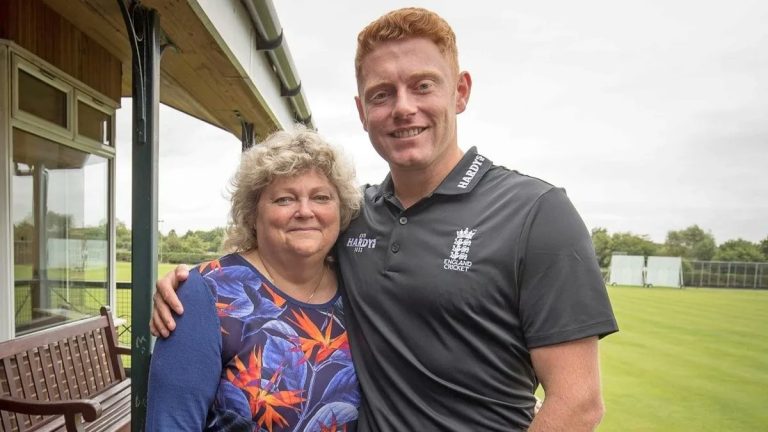Janet Bairstow and Jonny Bairstow