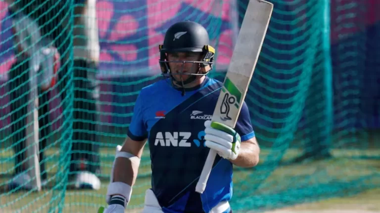 Due to a fractured hand, Tom Latham will not play for Pakistan in the ODIs