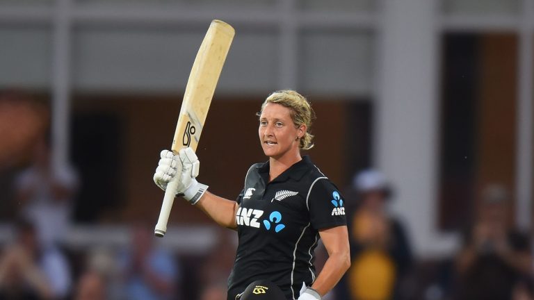 Amelia, Tahuhu, and Devine rejoin the New Zealand team for the Australia T20Is
